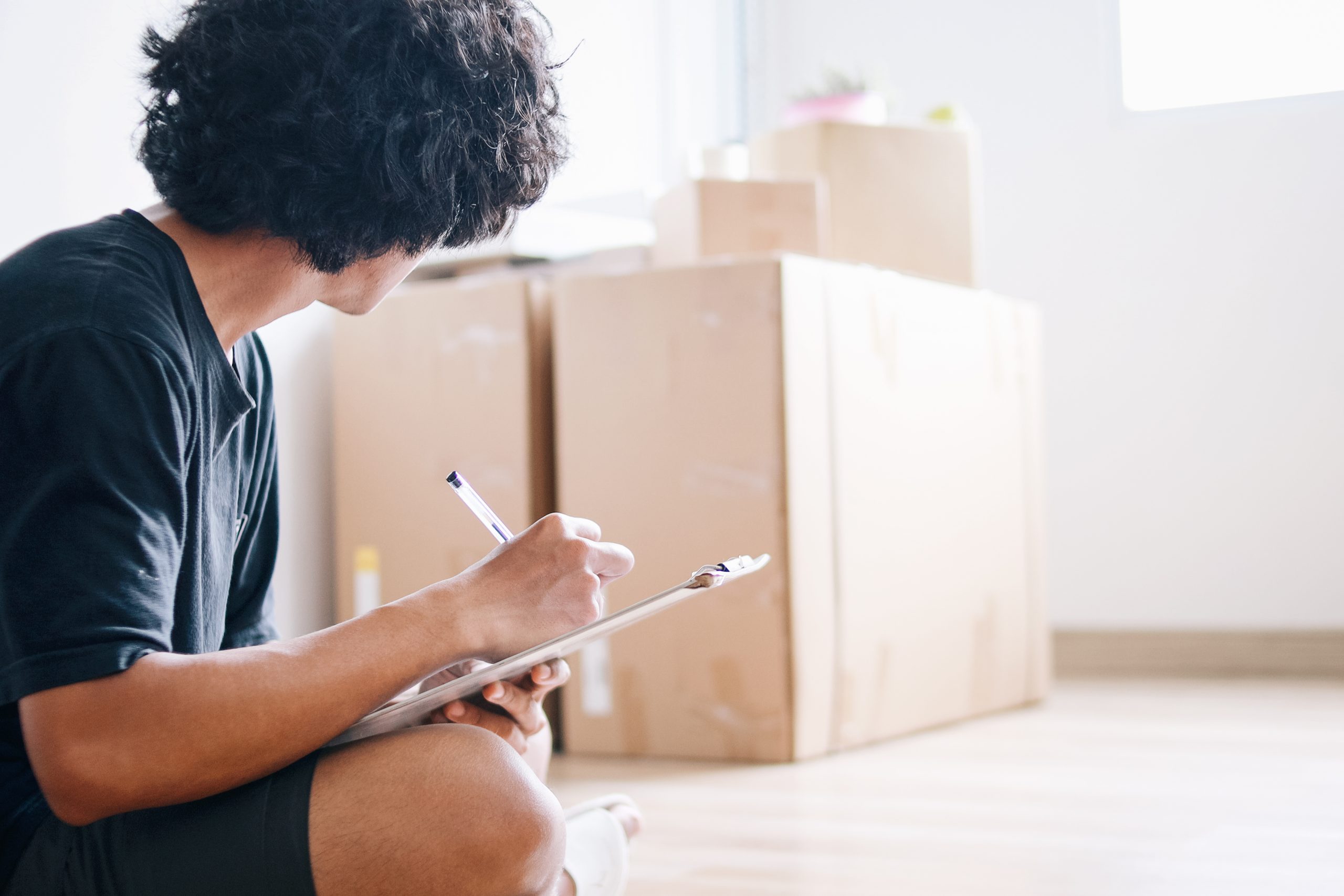 What to Check Before Renting a Storage Unit: A UK Checklist